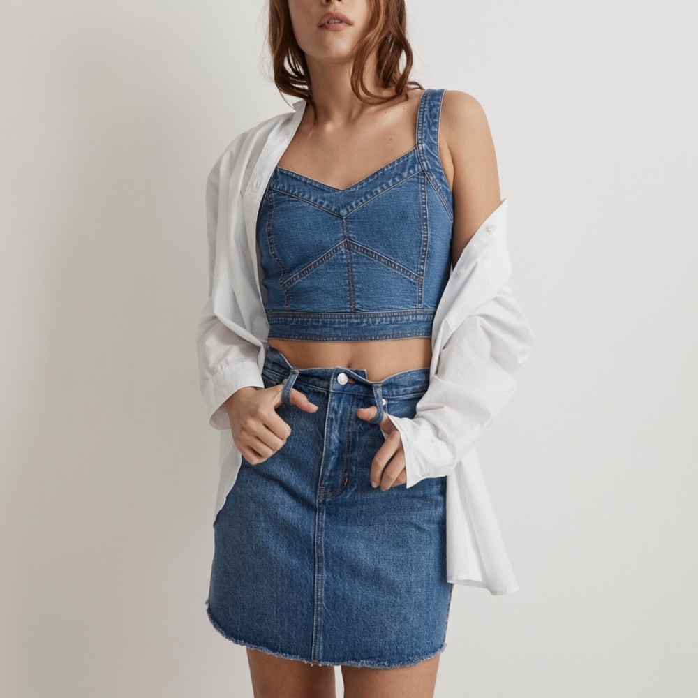 Madewell Denim Dolphin-Hem Mini Skirt Harwell Wash Size 28 (Small) Casual Fall